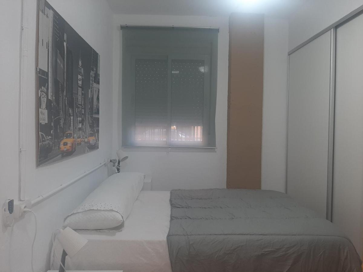 Apartamento Huelin, A 5 MINUTOS A PIE DE LA PLAYA Málaga Exterior foto