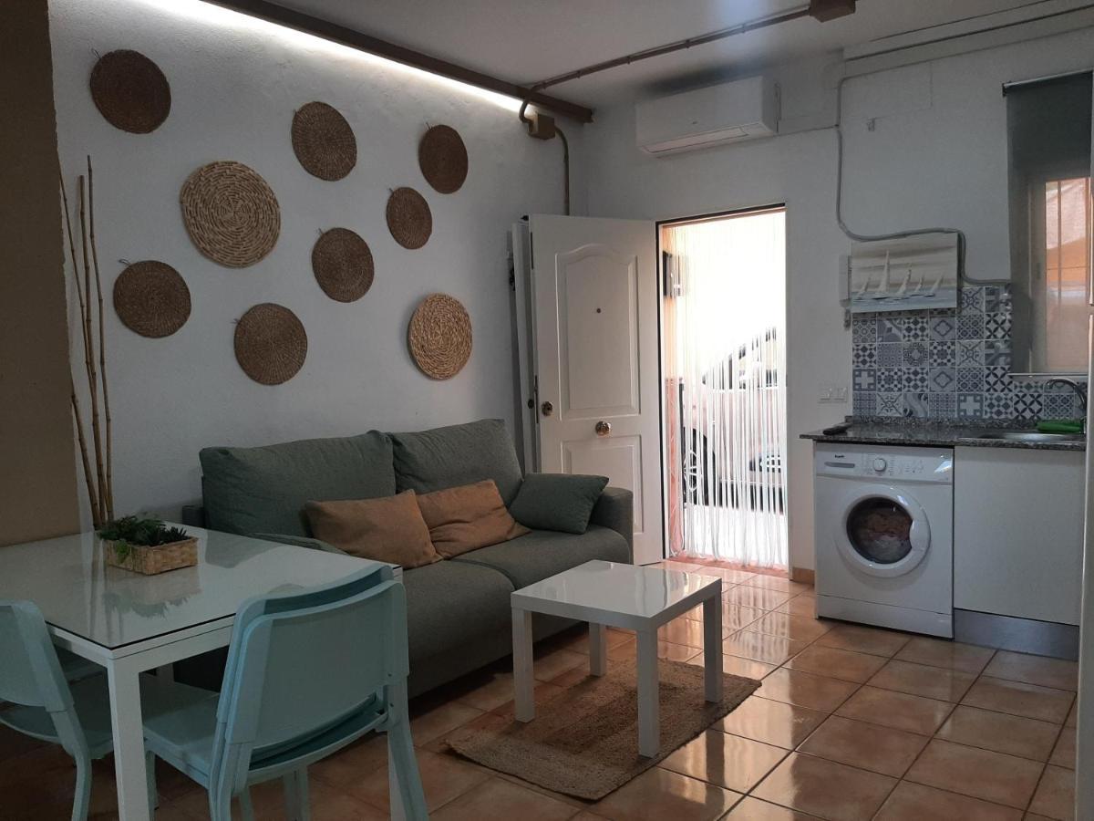 Apartamento Huelin, A 5 MINUTOS A PIE DE LA PLAYA Málaga Exterior foto