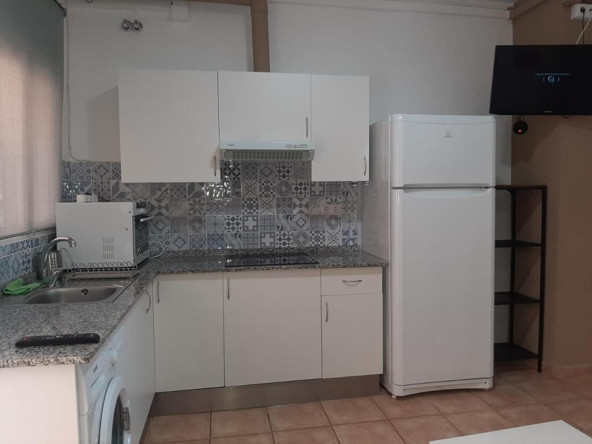 Apartamento Huelin, A 5 MINUTOS A PIE DE LA PLAYA Málaga Exterior foto