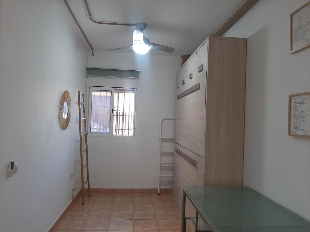 Apartamento Huelin, A 5 MINUTOS A PIE DE LA PLAYA Málaga Exterior foto