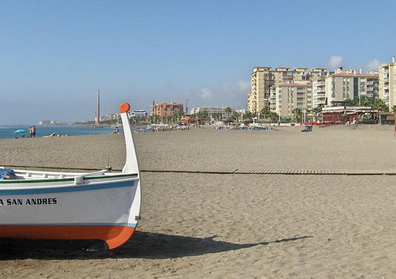 Apartamento Huelin, A 5 MINUTOS A PIE DE LA PLAYA Málaga Exterior foto